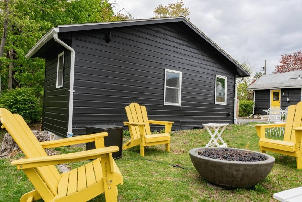 Campfire Cottage Fireplace, Fire Pit & No Chores! Kingston Exterior foto